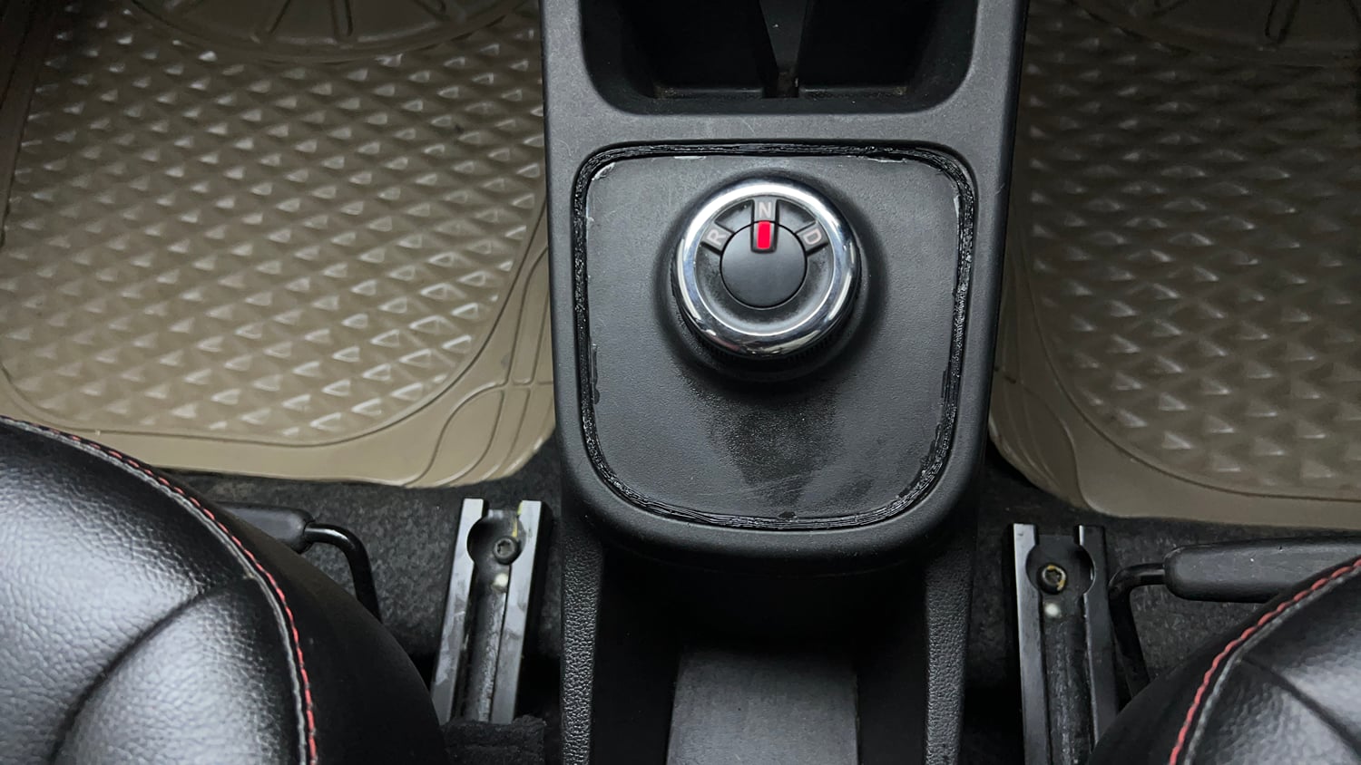 Used 2022 Renault Kwid RXT 1.0 AMT Petrol Automatic interior GEAR  KNOB VIEW