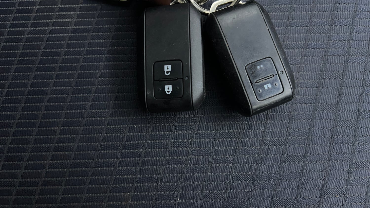 Used 2021 Maruti Suzuki Baleno Zeta Petrol Manual extra CAR KEY VIEW