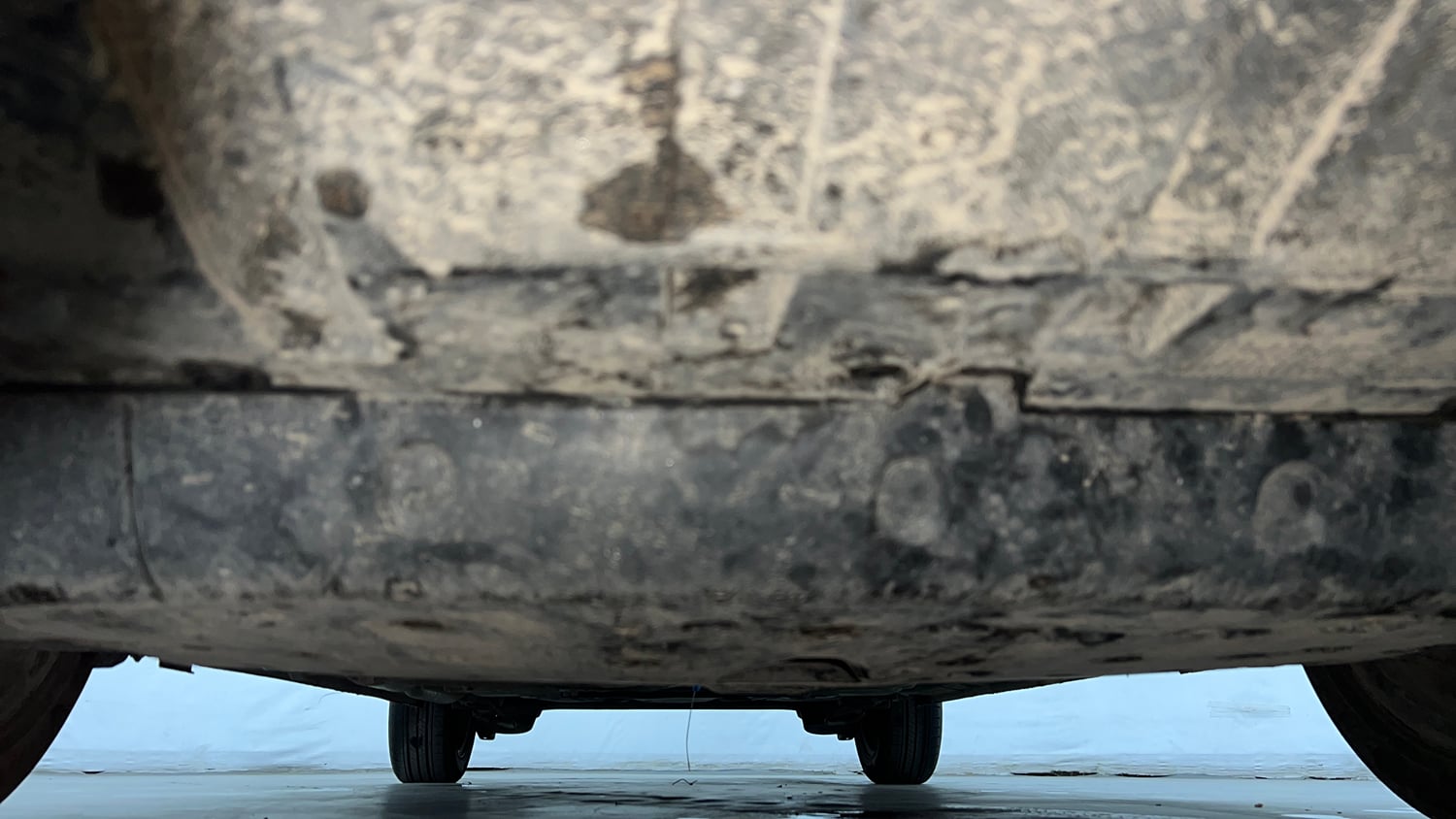 Used 2024 Honda City SV Petrol MT Petrol Manual extra FRONT LEFT UNDERBODY VIEW