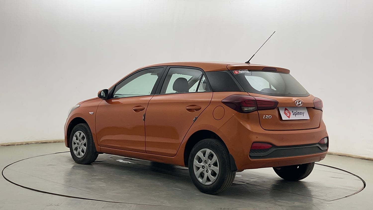 Used 2020 Hyundai Elite i20 Magna Plus 1.2 Petrol Manual exterior LEFT REAR CORNER VIEW