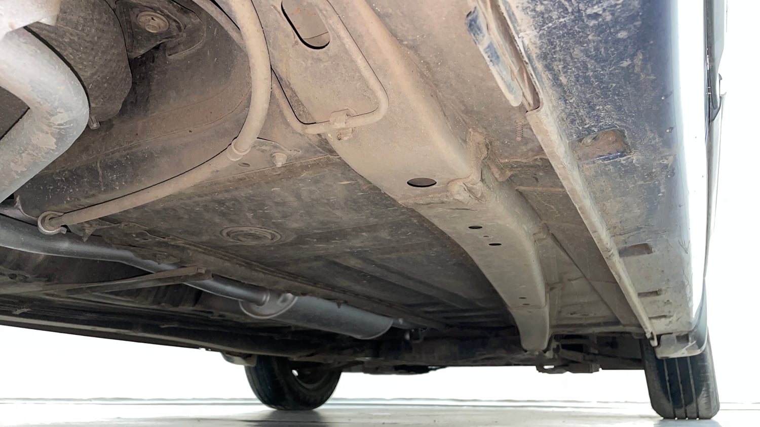 Used 2019 Maruti Suzuki Baleno Delta Petrol Manual extra REAR RIGHT UNDERBODY VIEW