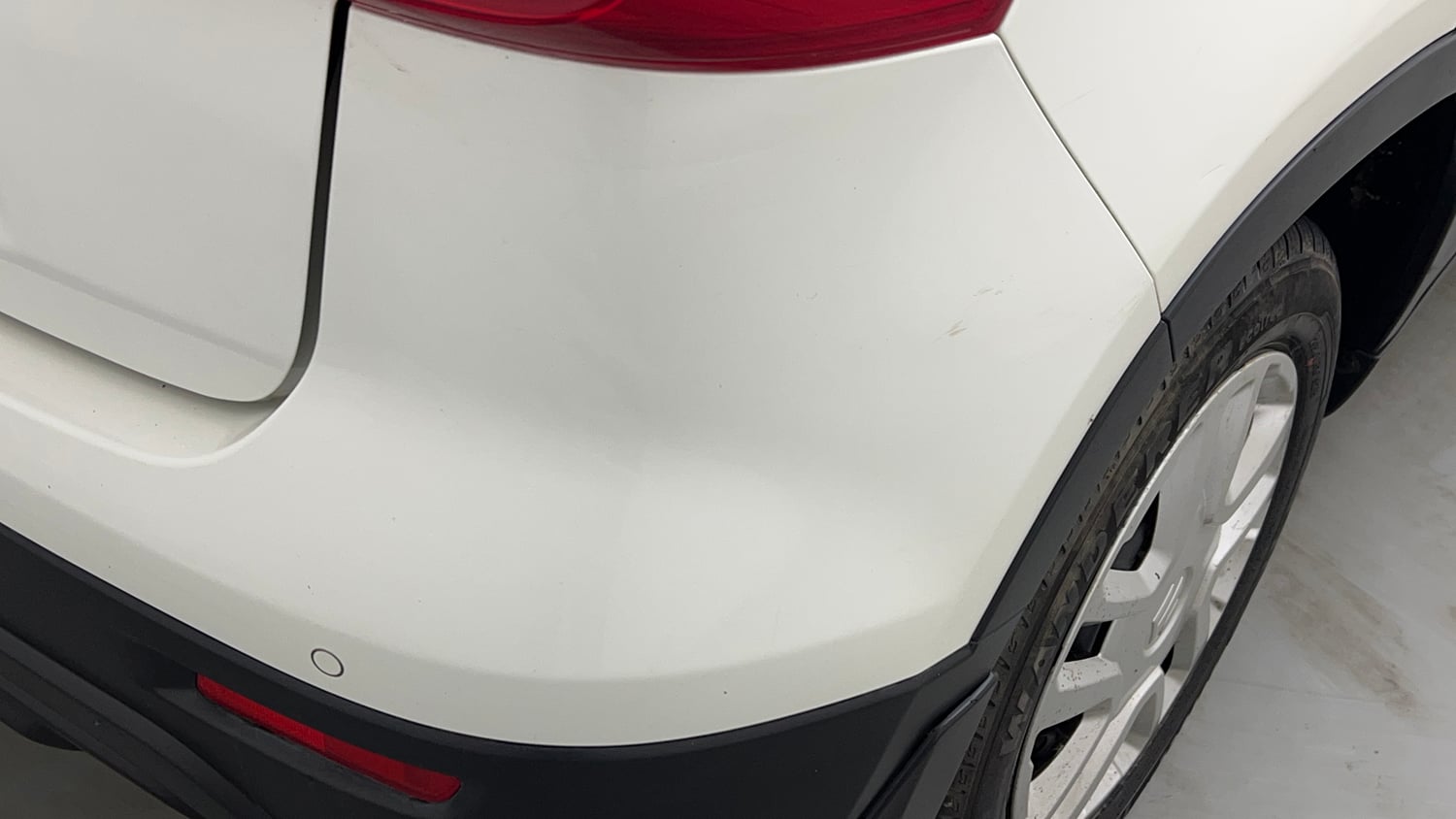 Used 2020 maruti-suzuki Vitara Brezza VXi Petrol Manual dents MINOR SCRATCH