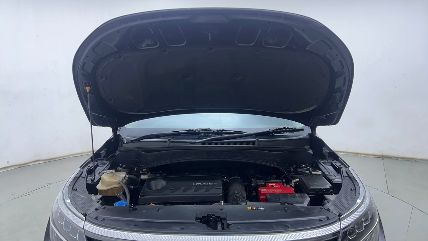 Used 2021 Kia Seltos GTX Plus 1.4 Petrol Manual engine ENGINE & BONNET OPEN FRONT VIEW