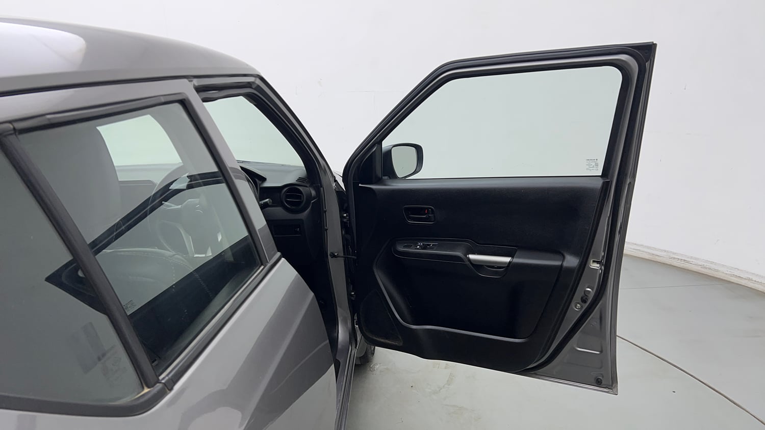Used 2022 Maruti Suzuki Ignis Sigma 1.2 MT Petrol Manual interior RIGHT FRONT DOOR OPEN VIEW