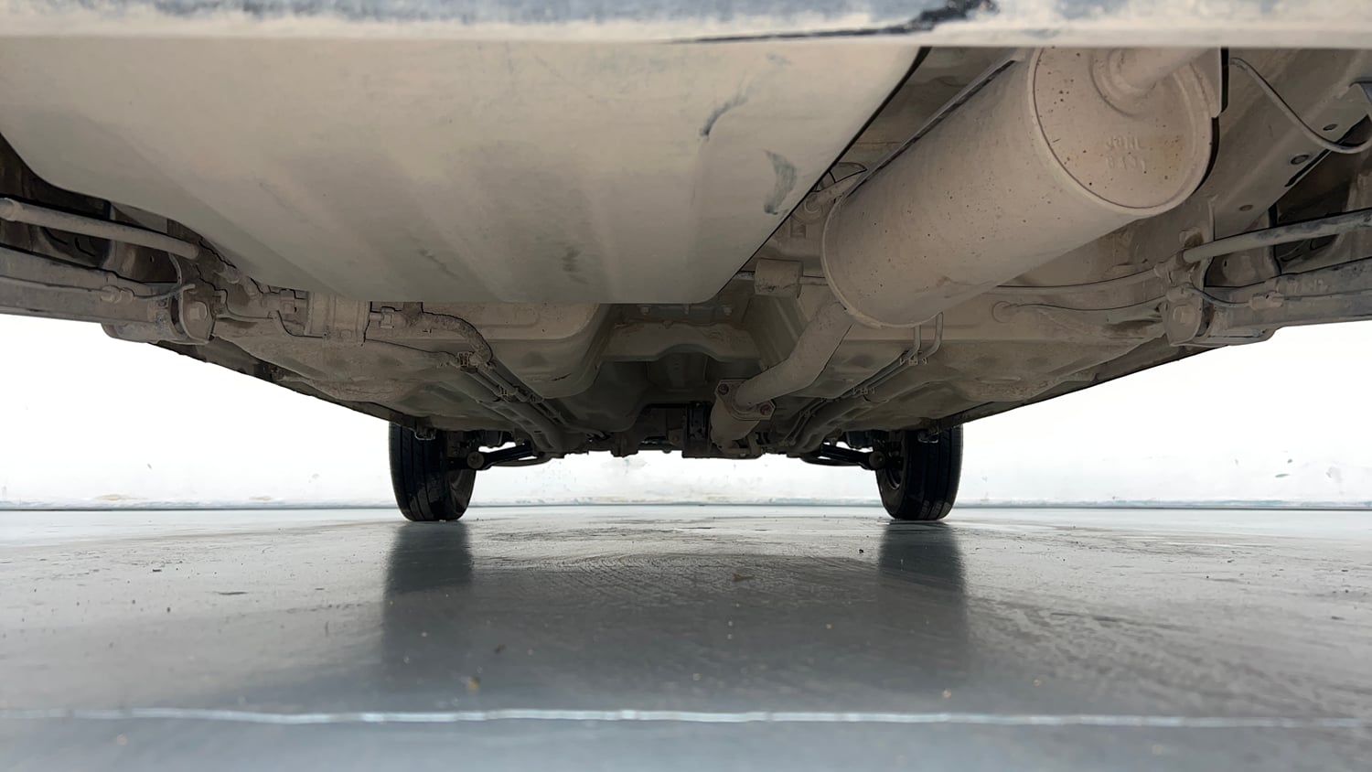 Used 2019 Maruti Suzuki Alto 800 VXi Petrol Manual extra REAR UNDERBODY VIEW (TAKEN FROM REAR)