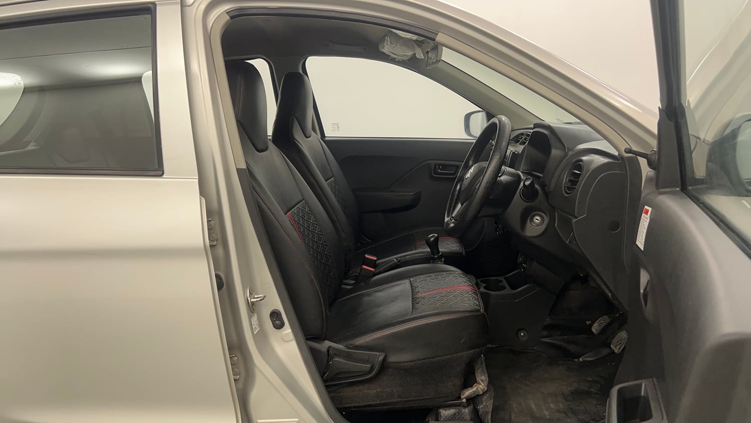 Used 2024 Maruti Suzuki Alto K10 VXi S-CNG Cng Manual interior RIGHT SIDE FRONT DOOR CABIN VIEW