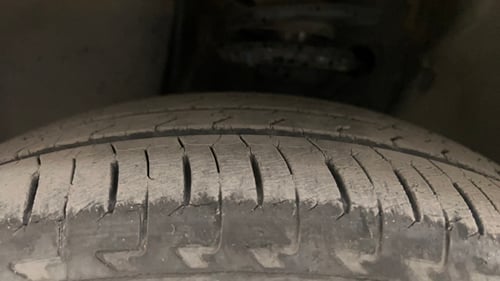 Used 2017 Maruti Suzuki Ignis Alpha 1.2 MT Petrol Manual tyres LEFT FRONT TYRE TREAD VIEW