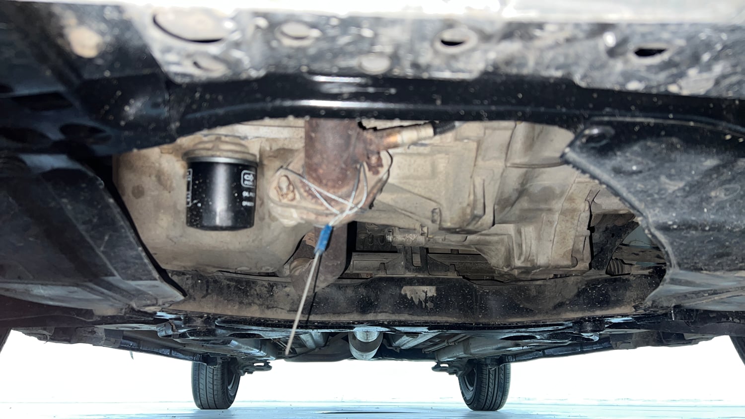 Used 2016 Maruti Suzuki Swift Lxi (O) Petrol Manual extra FRONT LEFT UNDERBODY VIEW