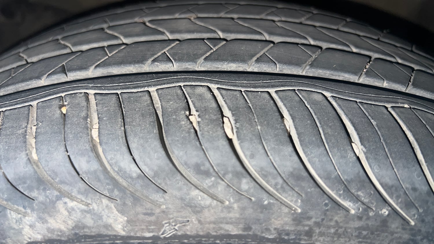 Used 2017 Honda BR-V VX Petrol Petrol Manual tyres LEFT FRONT TYRE TREAD VIEW
