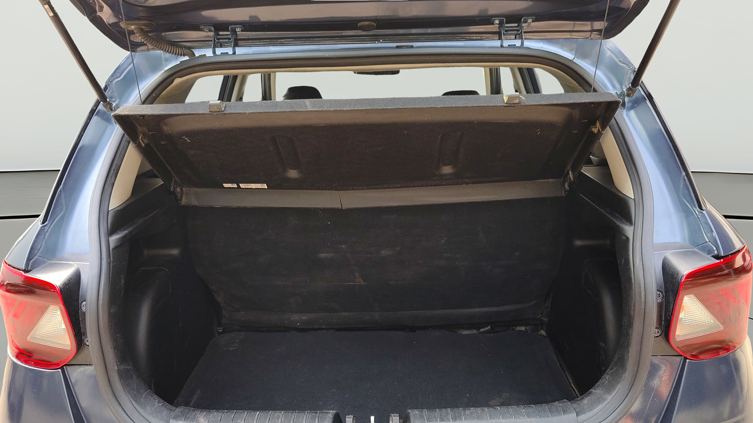 Used 2022 Hyundai Venue SX 1.0 Turbo Petrol Manual interior DICKY INSIDE VIEW