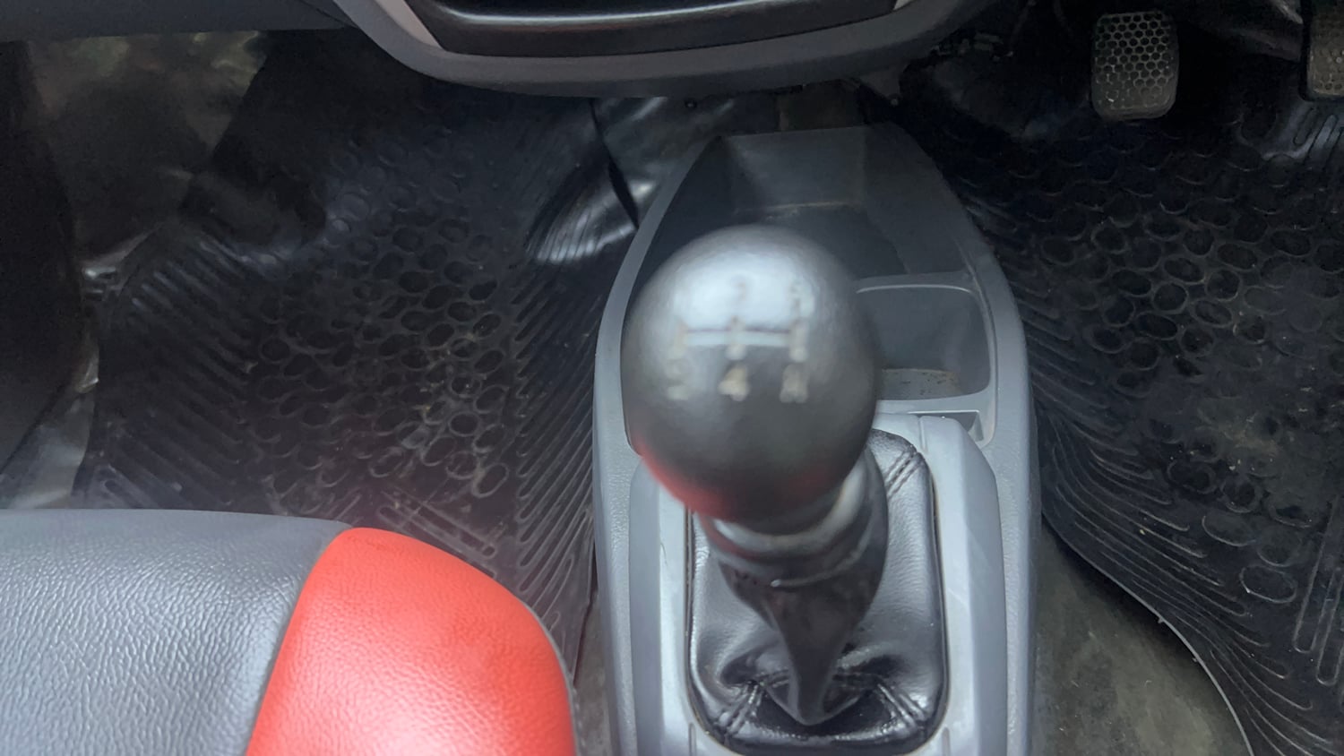 Used 2016 Maruti Suzuki Alto 800 Vxi Petrol Manual interior GEAR  KNOB VIEW