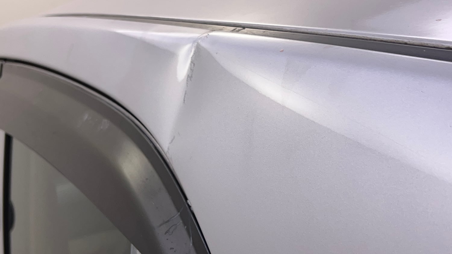 Used 2014 Hyundai Eon Era + Petrol Manual dents MINOR DENT
