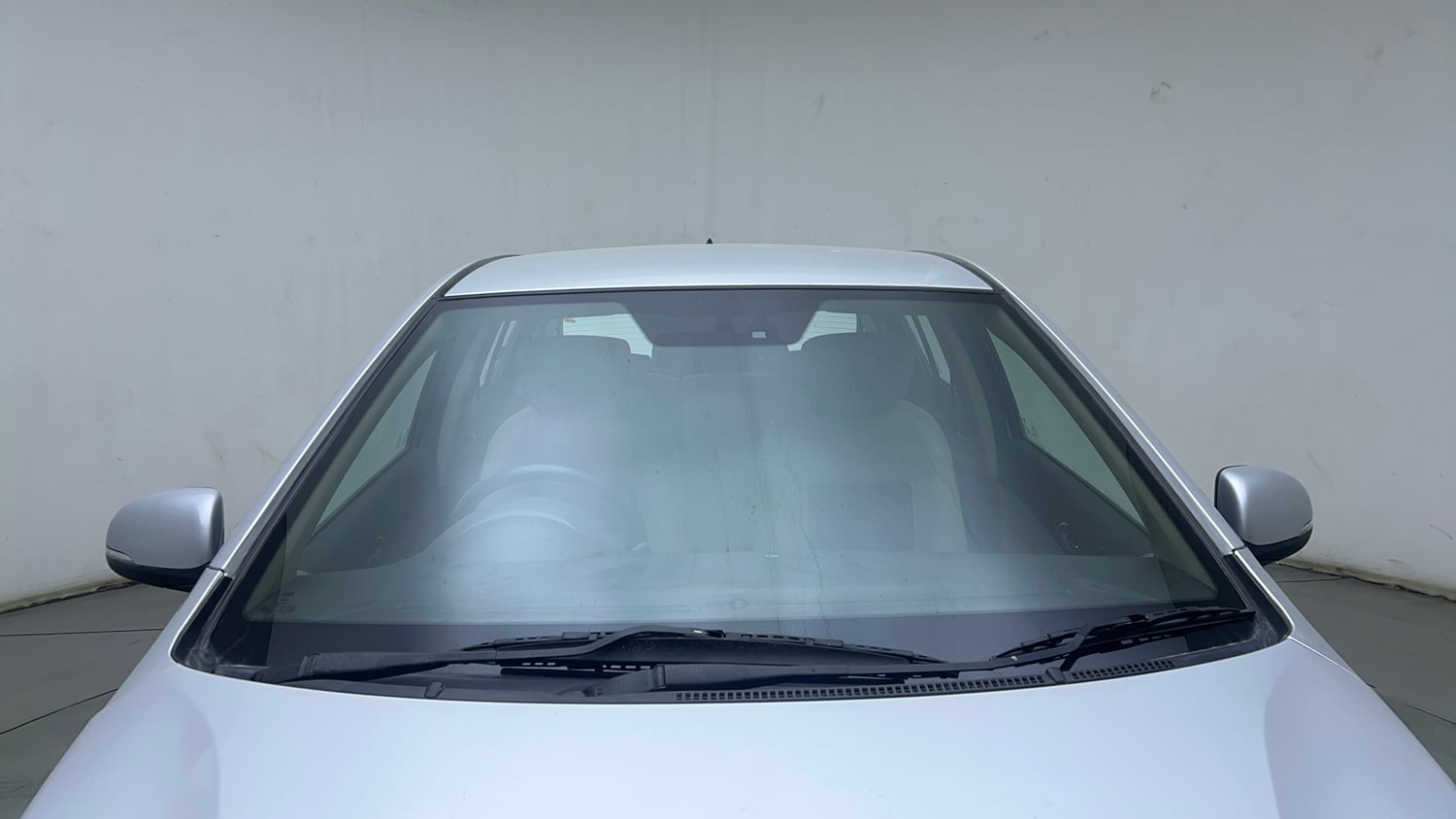 Used 2014 Hyundai i20 Sportz 1.2 Petrol Manual exterior FRONT WINDSHIELD VIEW