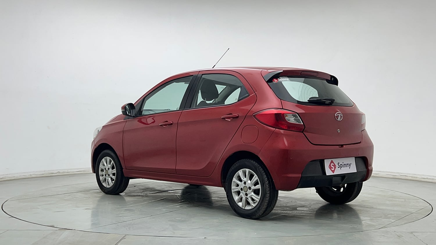 Used 2018 Tata Tiago Revotron XZA Petrol Automatic exterior LEFT REAR CORNER VIEW