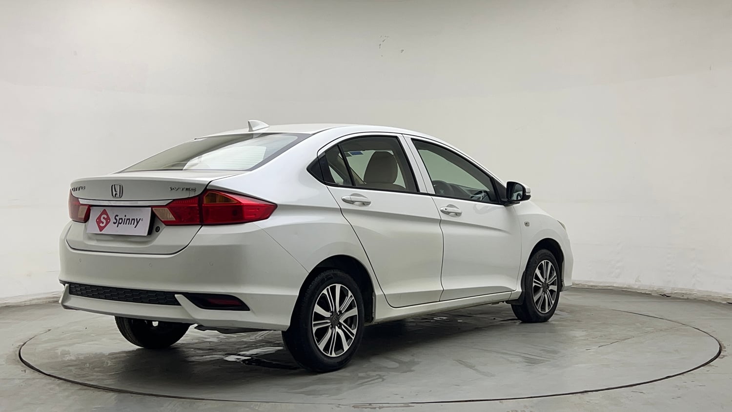 Used 2021 Honda City 4th Generation SV Petrol Petrol Manual exterior RIGHT REAR CORNER VIEW