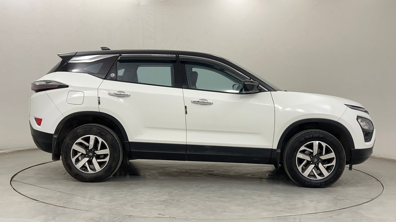 Used 2023 Tata Harrier XZA Plus Dual Tone Diesel Automatic exterior RIGHT SIDE VIEW