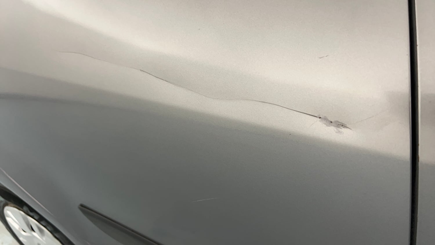 Used 2013 Maruti Suzuki Swift VXi Petrol Manual dents MINOR DENT