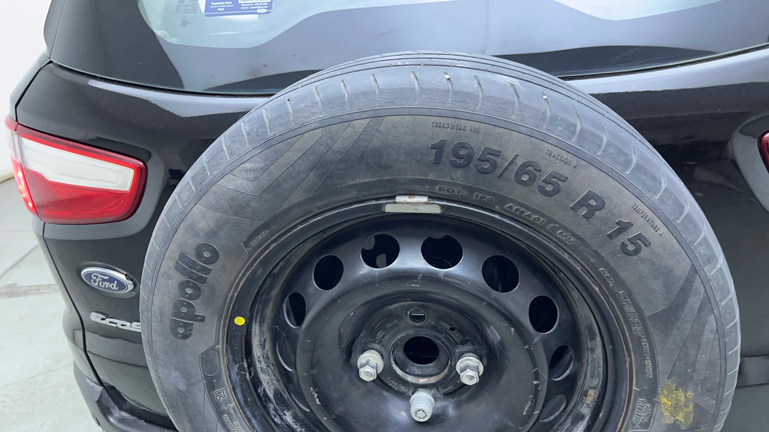 Used 2018 Ford EcoSport Ambiente 1.5L Ti-VCT Petrol Manual tyres SPARE TYRE VIEW