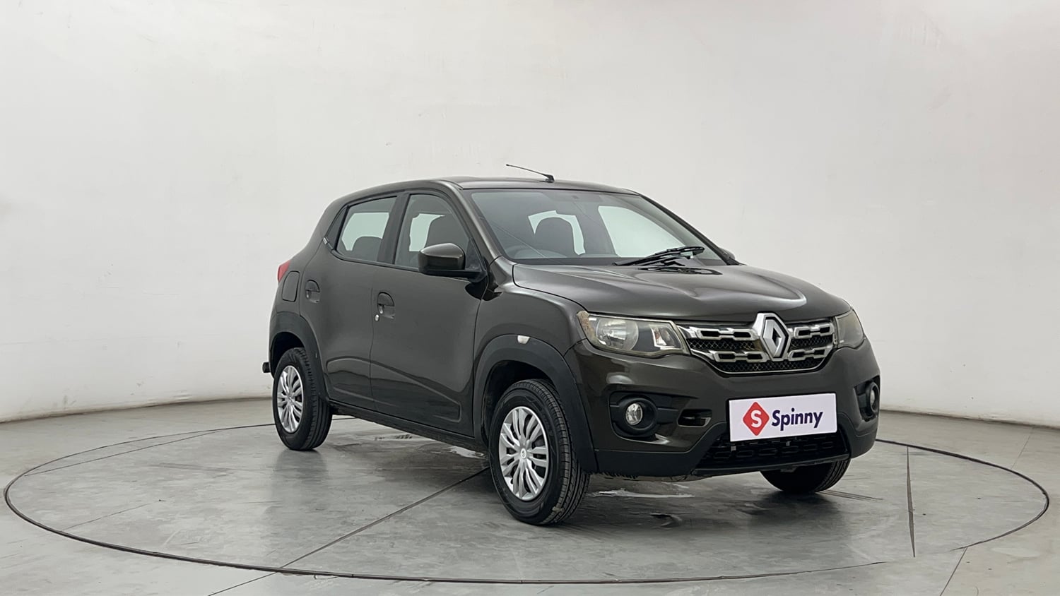 Used 2016 Renault Kwid RXT Petrol Manual exterior RIGHT FRONT CORNER VIEW