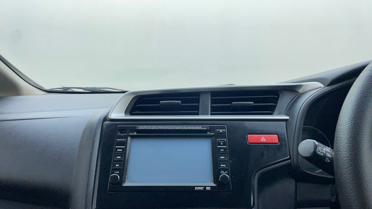 Used 2016 Honda Jazz VX Petrol Petrol Manual top_features Integrated (in-dash) music system