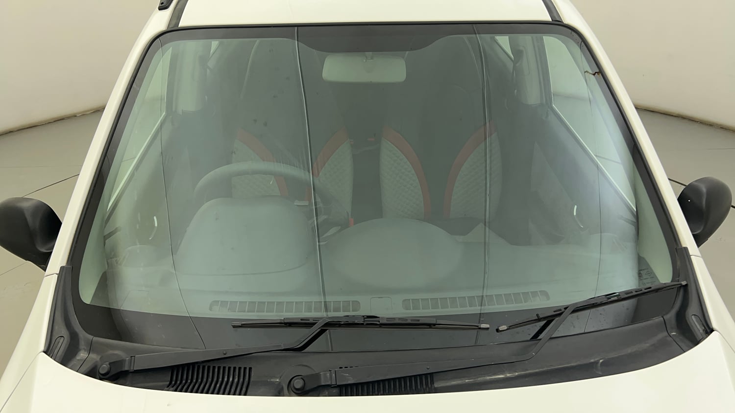 Used 2017 Maruti Suzuki Alto 800 LXi Petrol Manual exterior FRONT WINDSHIELD VIEW