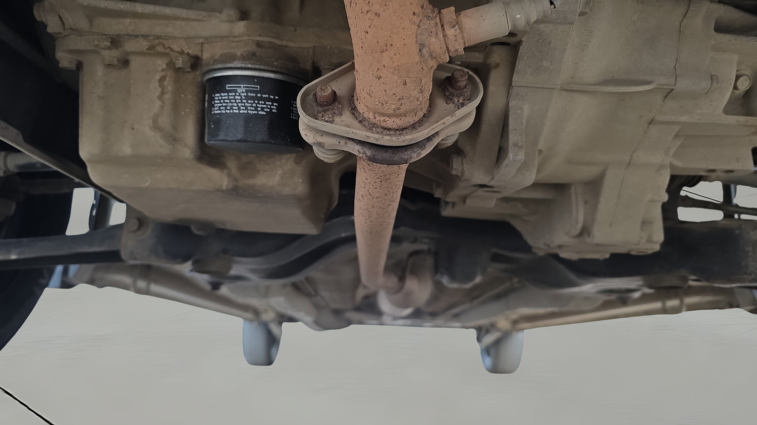 Used 2017 Maruti Suzuki Wagon R VXI Petrol Manual extra FRONT LEFT UNDERBODY VIEW