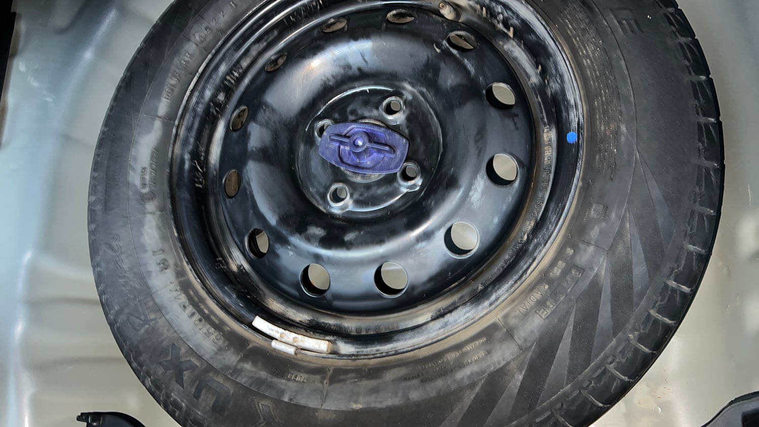 Used 2023 Maruti Suzuki Swift VXi Petrol Manual tyres SPARE TYRE VIEW