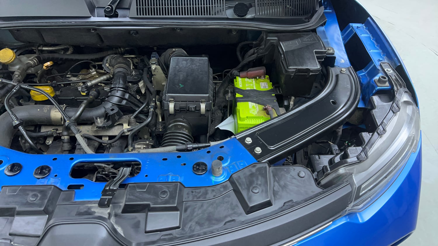 Used 2022 Renault Kiger RXZ Turbo CVT Petrol Automatic engine ENGINE LEFT SIDE VIEW