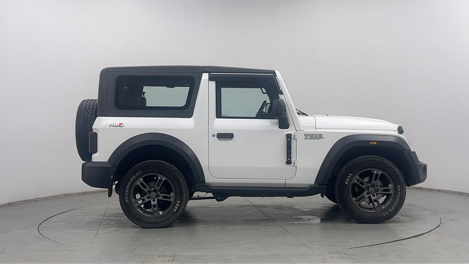 Used 2024 Mahindra Thar LX Hard Top Petrol AT RWD Petrol Automatic exterior RIGHT SIDE VIEW