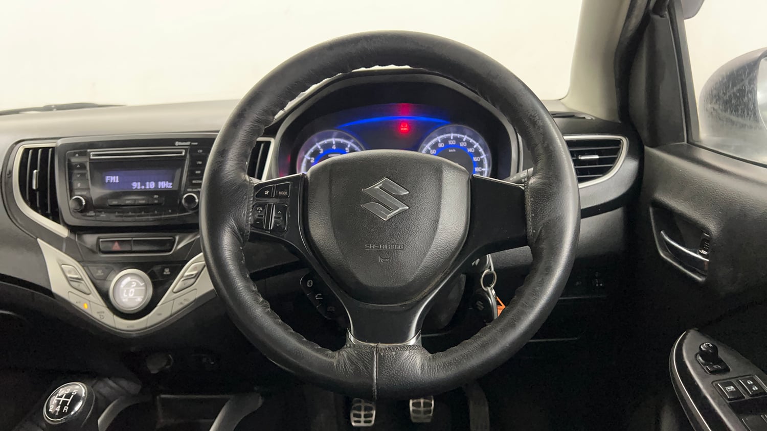 Used 2017 Maruti Suzuki Baleno Delta 1.2 Petrol Manual interior STEERING VIEW