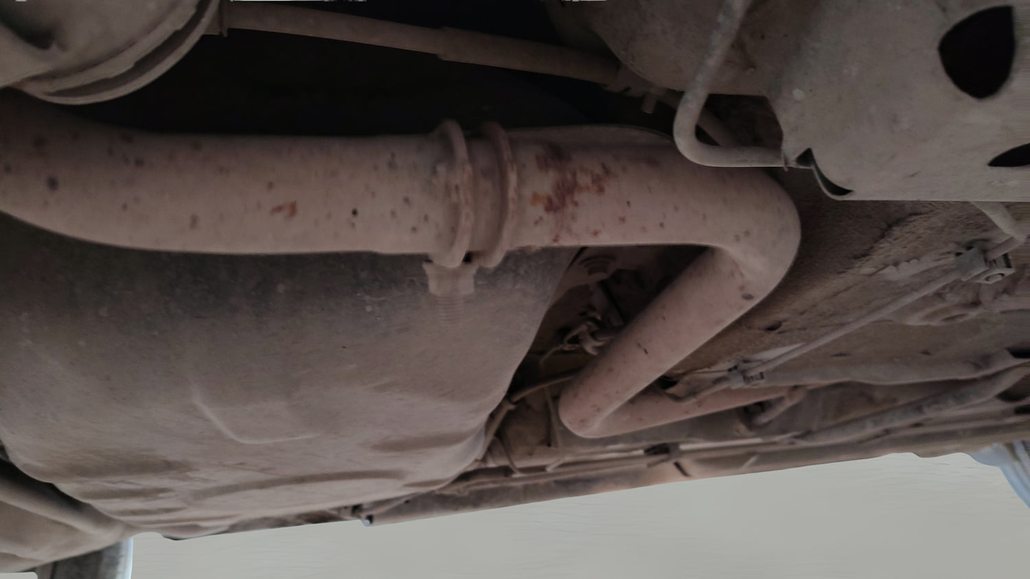 Used 2019 Tata Tiago Revotron XZ Plus Petrol Manual extra REAR RIGHT UNDERBODY VIEW