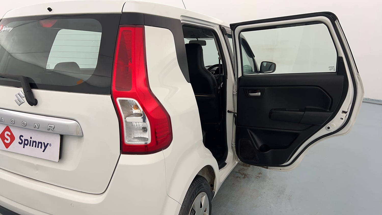 Used 2021 Maruti Suzuki Wagon R ZXi 1.2 Petrol Manual interior RIGHT REAR DOOR OPEN VIEW