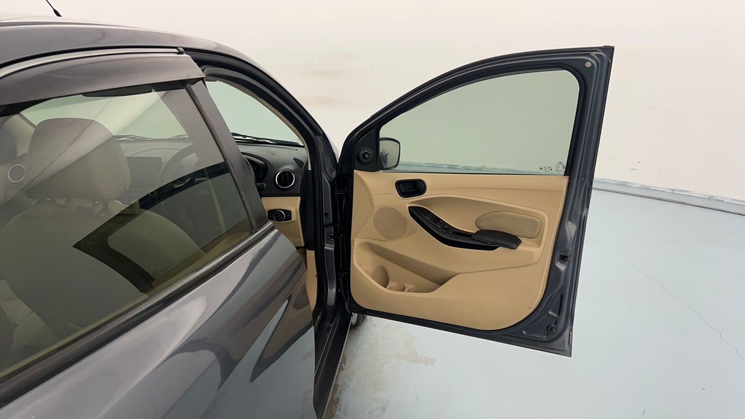 Used 2020 Ford Figo Aspire Titanium Plus 1.5 TDCi Diesel Manual interior RIGHT FRONT DOOR OPEN VIEW