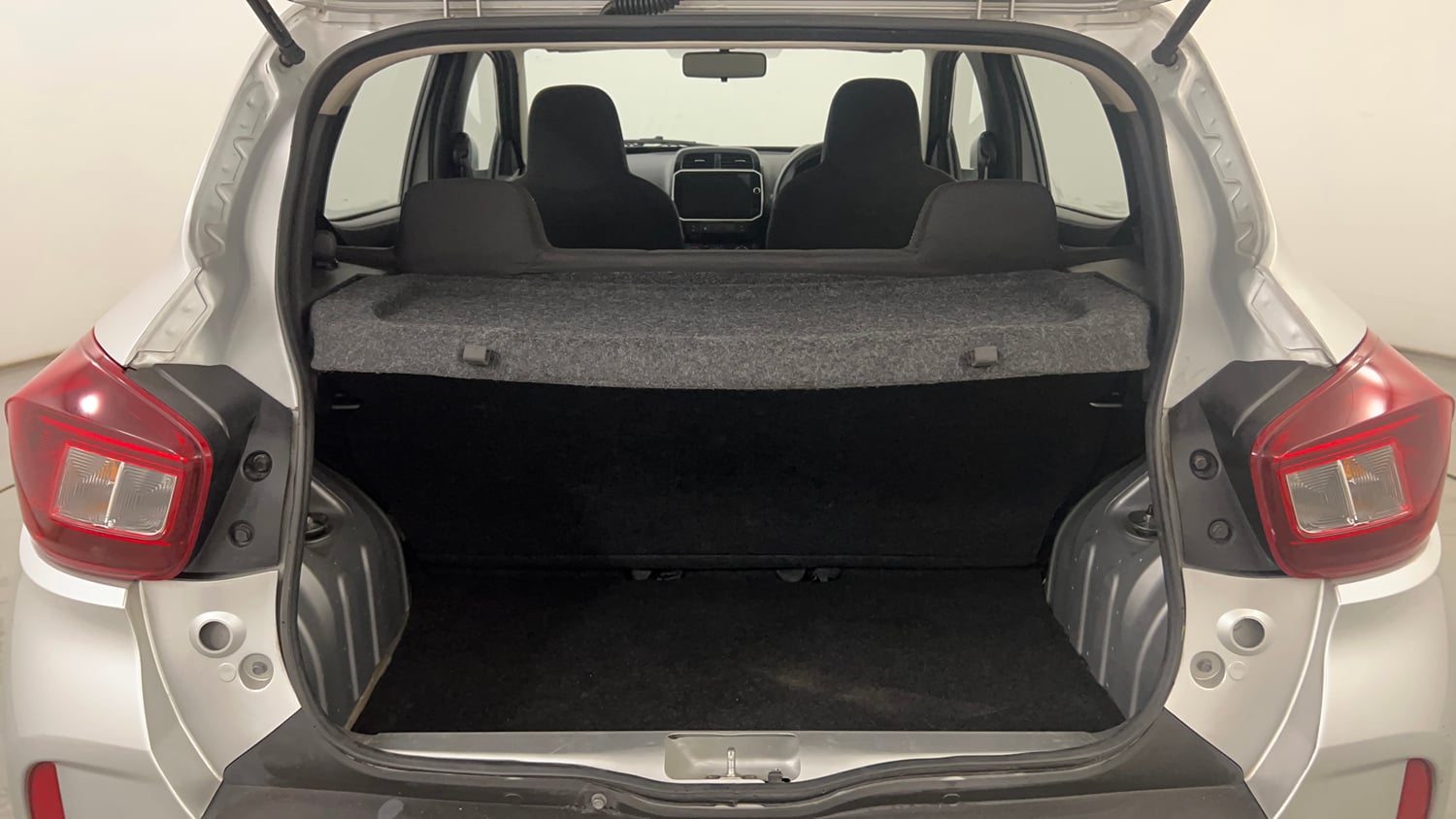 Used 2022 Renault Kwid CLIMBER AMT Petrol Automatic interior DICKY INSIDE VIEW