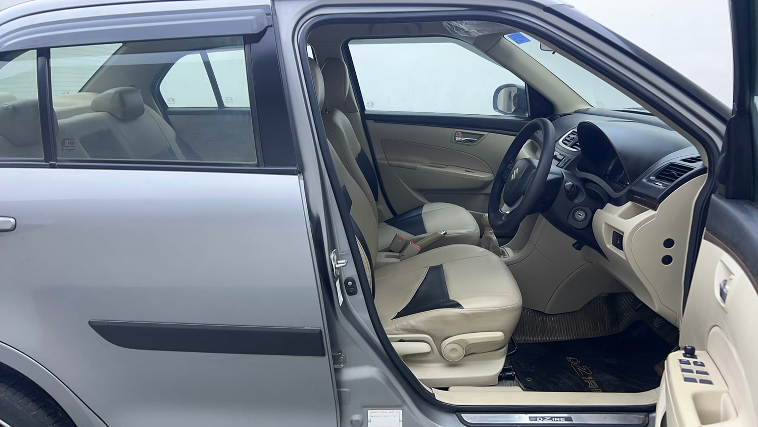 Used 2015 Maruti Suzuki Swift Dzire ZXI Petrol Manual interior RIGHT SIDE FRONT DOOR CABIN VIEW