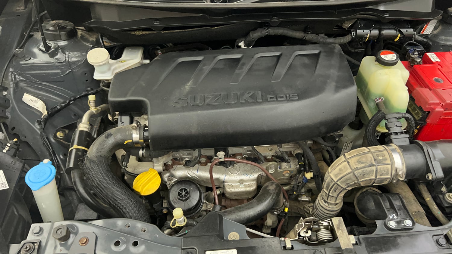 Used 2018 Maruti Suzuki Dzire VDi AMT Diesel Automatic engine ENGINE RIGHT SIDE VIEW