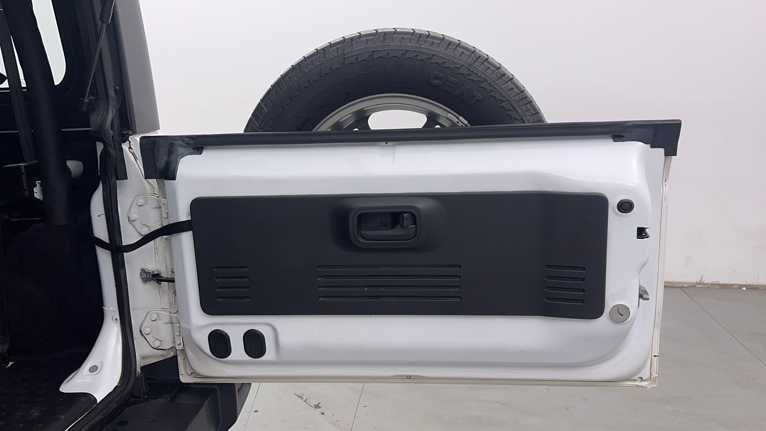 Used 2024 Mahindra Thar LX Hard Top Petrol AT RWD Petrol Automatic interior DICKY DOOR OPEN VIEW