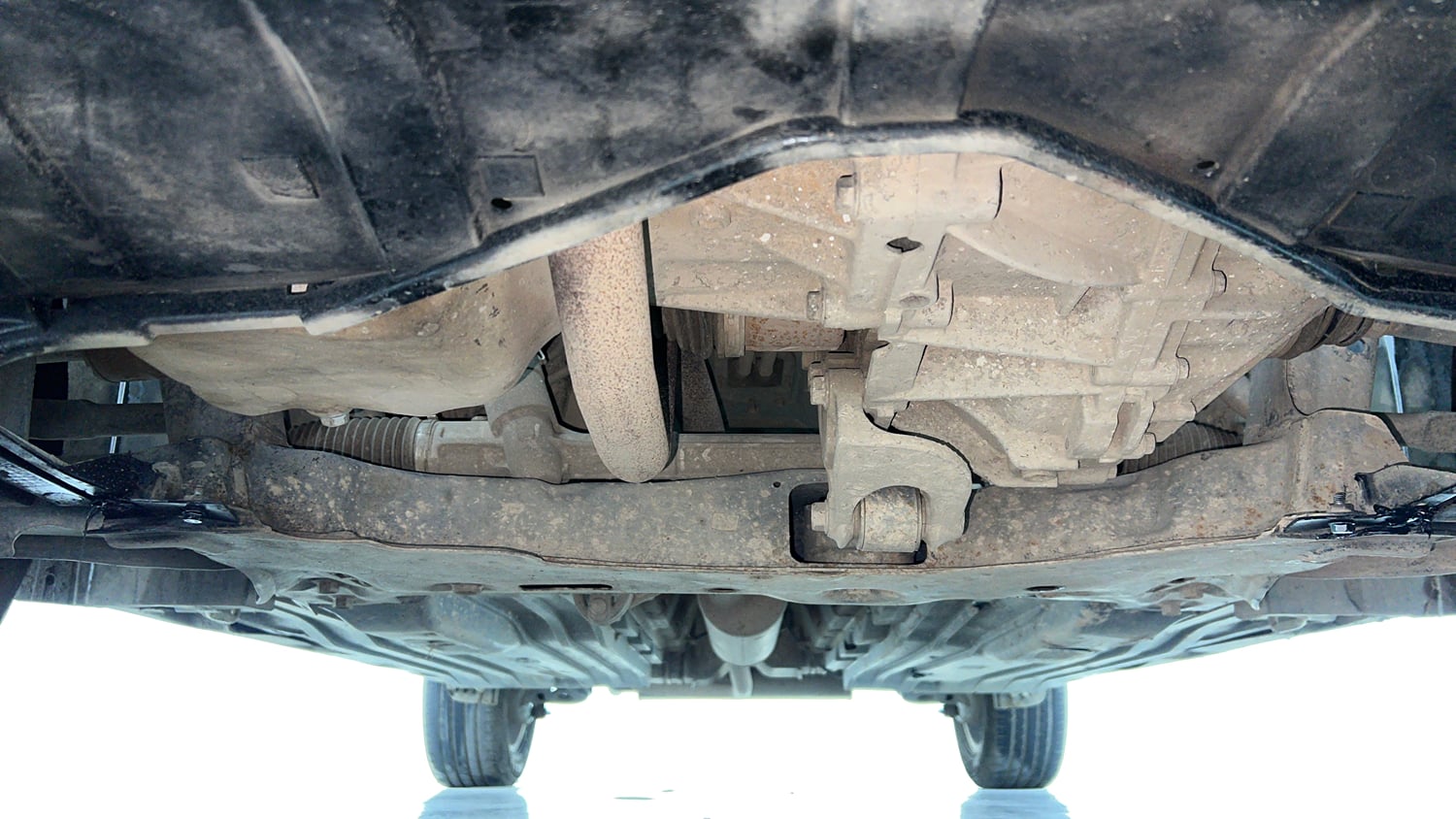 Used 2022 maruti-suzuki Vitara Brezza ZXi Petrol Manual extra FRONT LEFT UNDERBODY VIEW