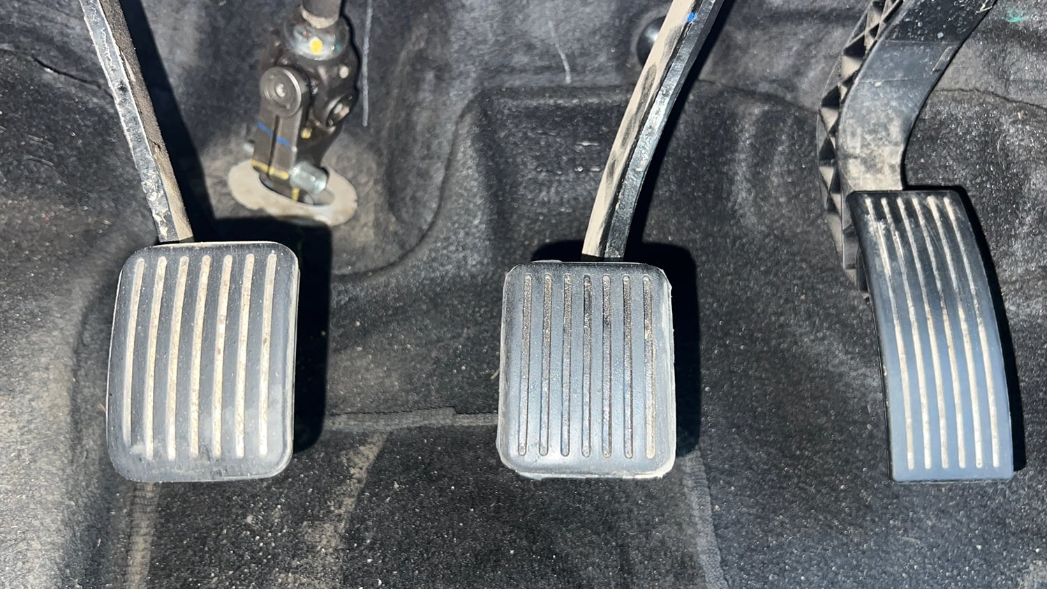 Used 2022 Hyundai Aura S 1.2 CNG Cng Manual interior PEDALS VIEW