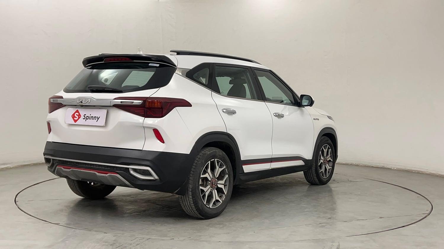 Used 2022 Kia Seltos GTX Plus 1.5 Diesel AT Diesel Automatic exterior RIGHT REAR CORNER VIEW