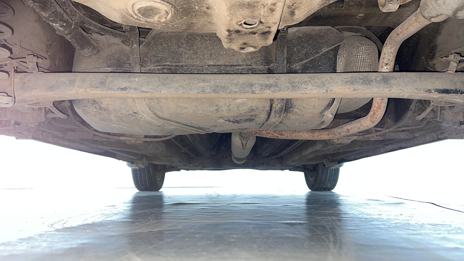 Used 2015 Maruti Suzuki Swift Dzire ZXI Petrol Manual extra REAR UNDERBODY VIEW (TAKEN FROM REAR)