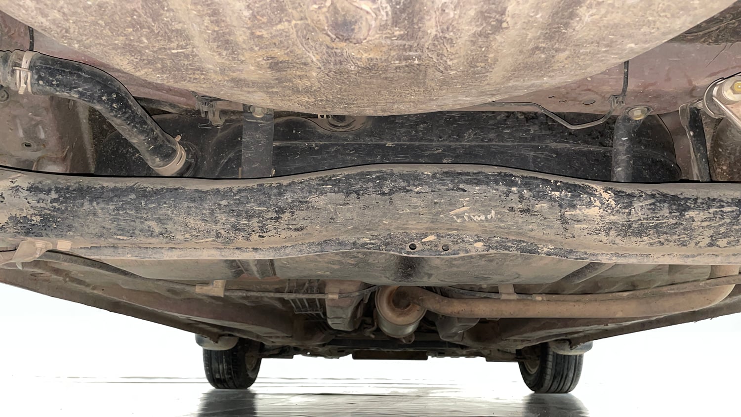 Used 2016 Honda Brio VX MT Petrol Manual extra REAR UNDERBODY VIEW (TAKEN FROM REAR)