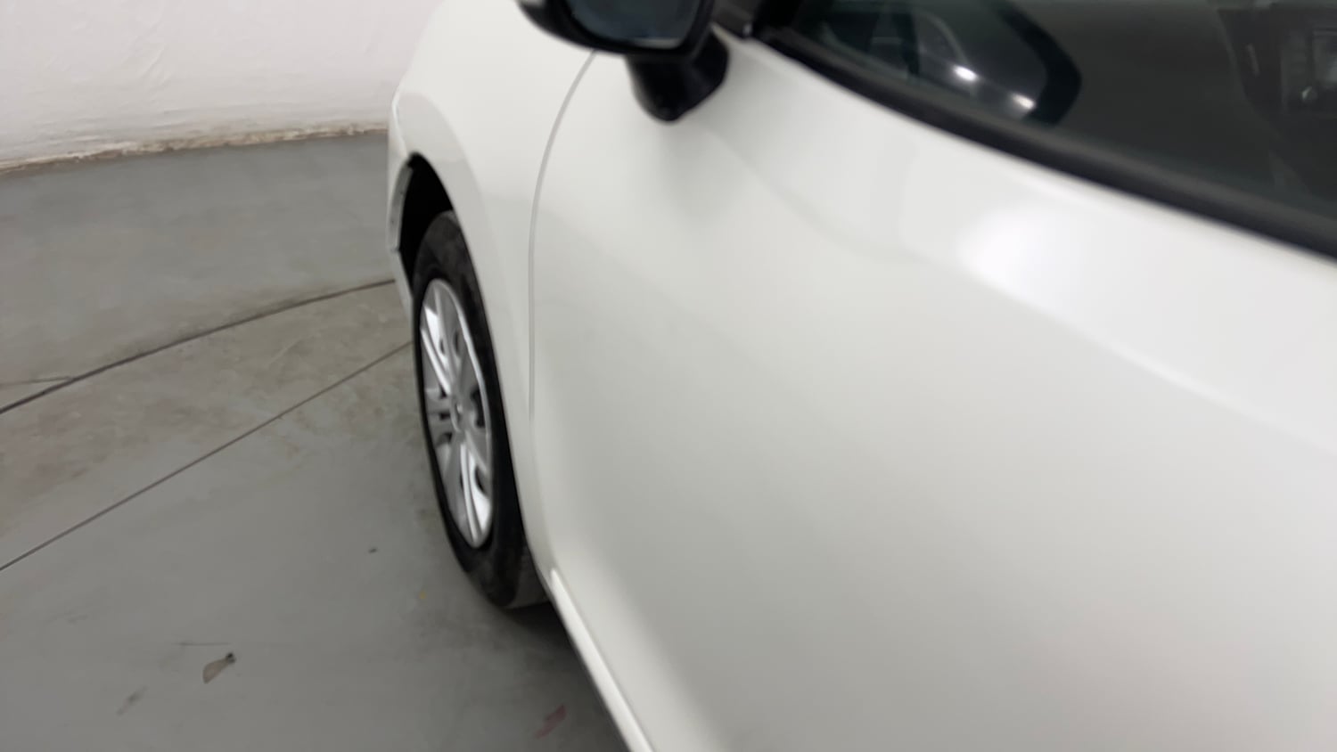 Used 2017 Maruti Suzuki Baleno Delta 1.2 Petrol Manual dents MINOR DENT