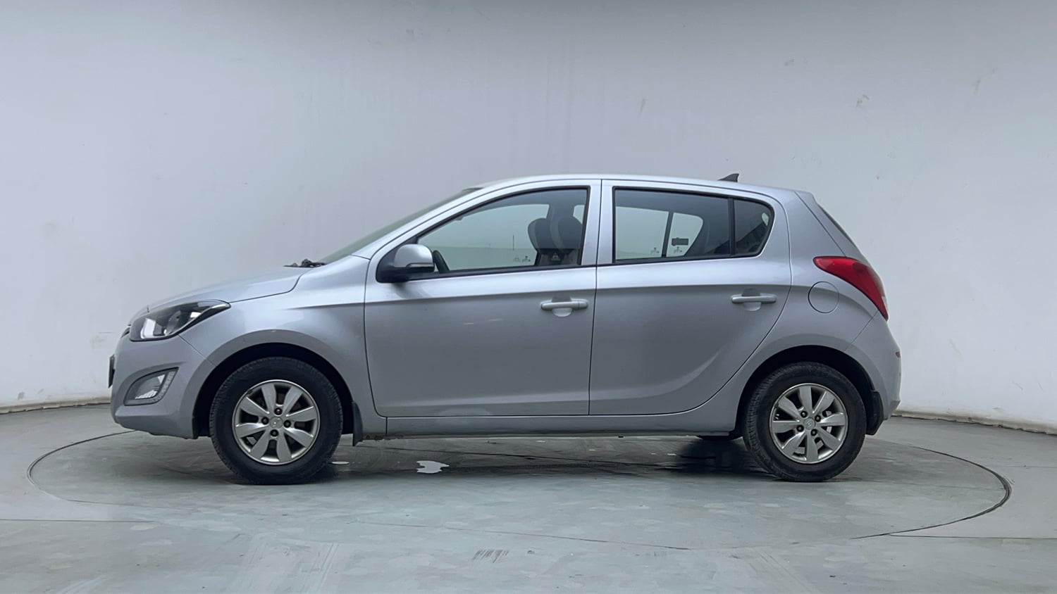 Used 2014 Hyundai i20 Sportz 1.2 Petrol Manual exterior LEFT SIDE VIEW