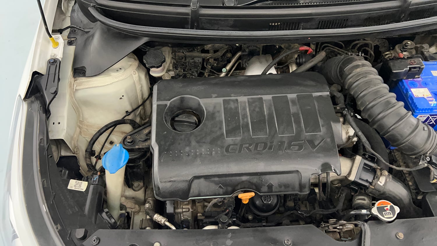 Used 2017 Hyundai Elite i20 Asta 1.4 CRDI (O) Diesel Manual engine ENGINE RIGHT SIDE VIEW