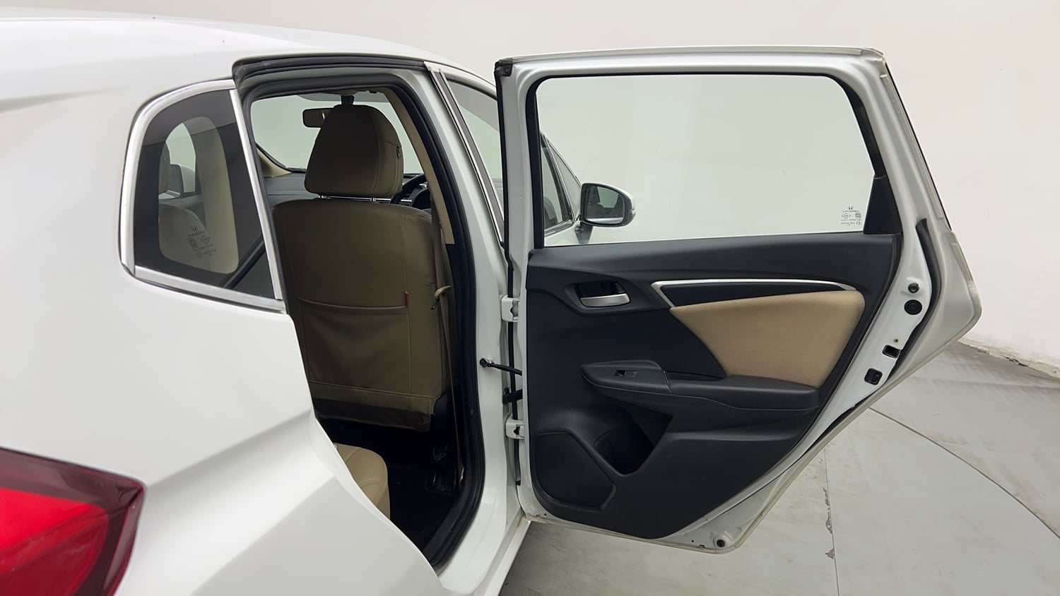 Used 2019 Honda Jazz VX CVT Petrol Petrol Automatic interior RIGHT REAR DOOR OPEN VIEW