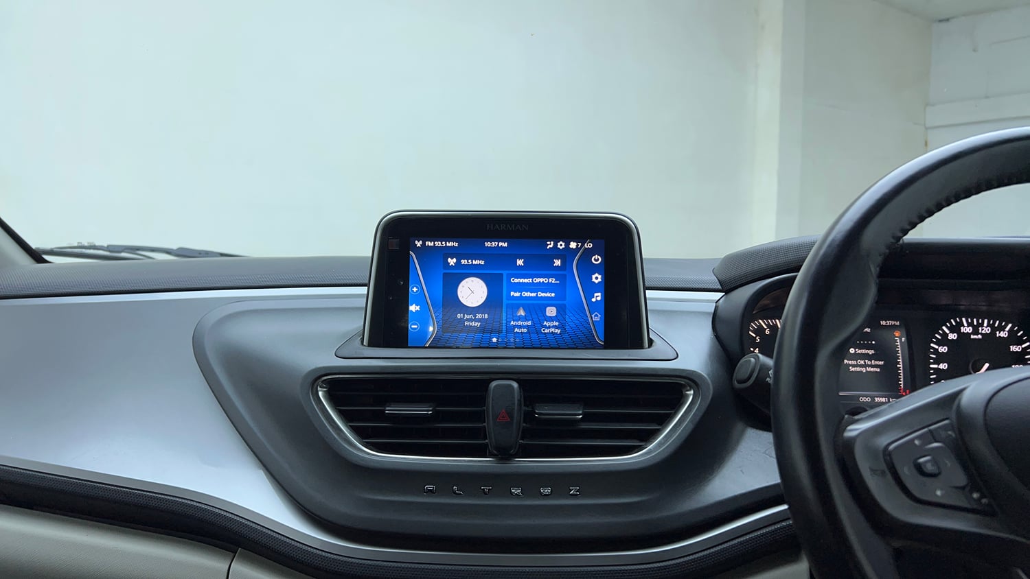 Used 2023 Tata Altroz XZA Plus Petrol Petrol Automatic top_features Integrated (in-dash) music system