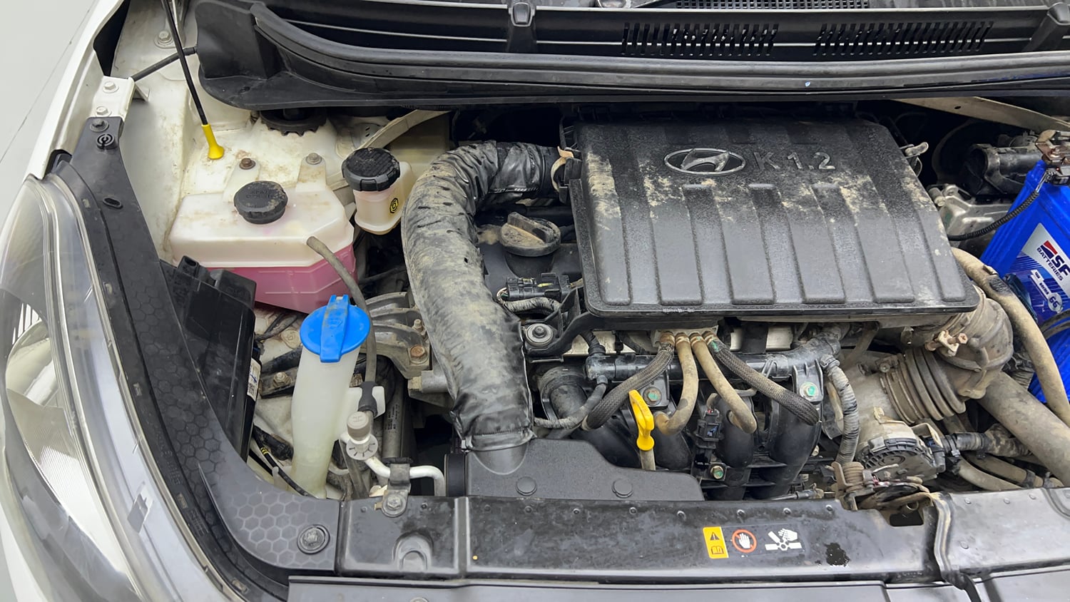 Used 2022 Hyundai Aura S 1.2 CNG Cng Manual engine ENGINE RIGHT SIDE VIEW