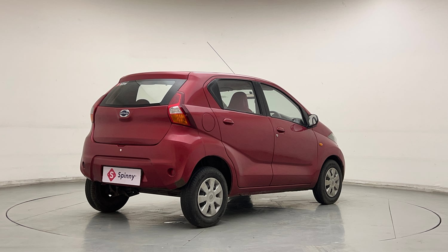 Used 2016 Datsun Redi-GO T (O) Petrol Manual exterior RIGHT REAR CORNER VIEW