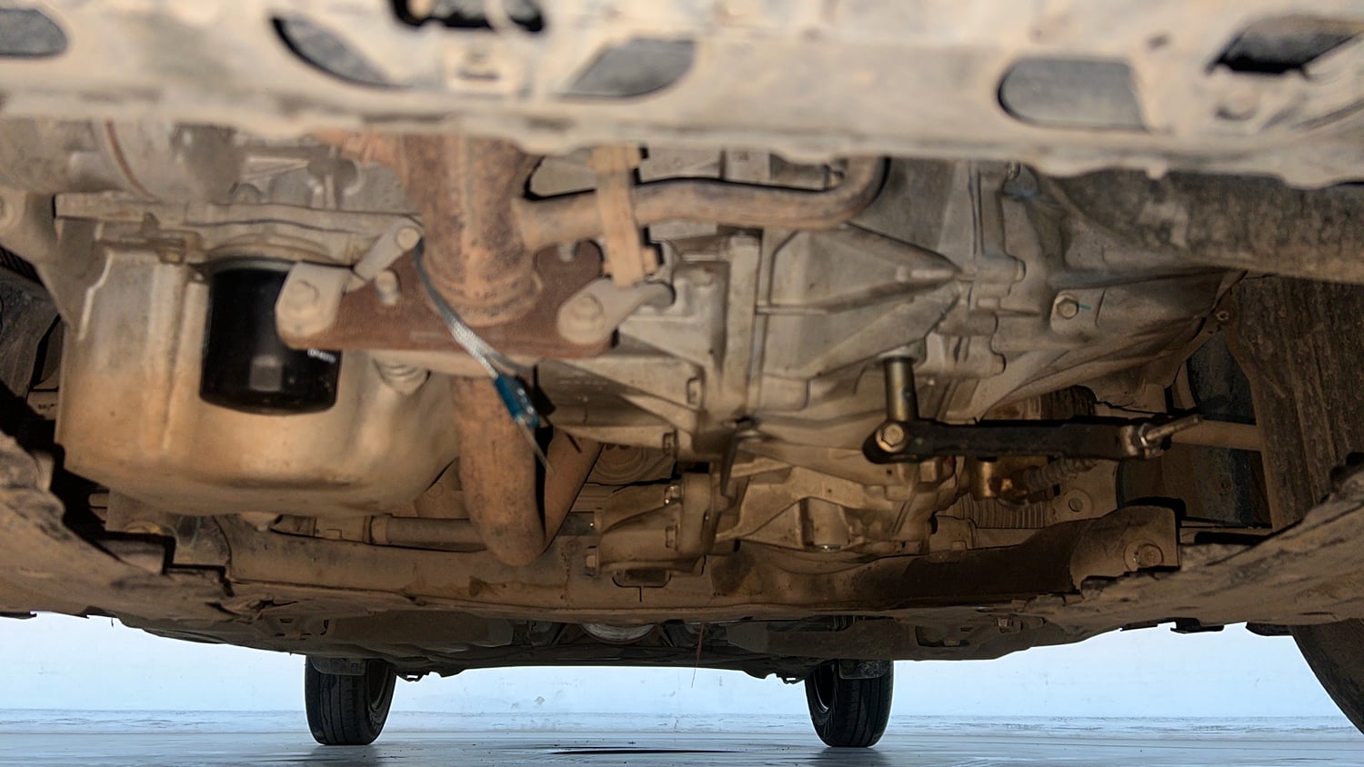 Used 2023 Maruti Suzuki Swift VXi Petrol Manual extra FRONT LEFT UNDERBODY VIEW
